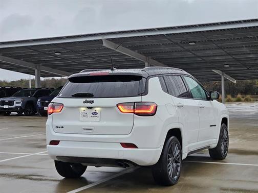 2022 Jeep Compass Altitude