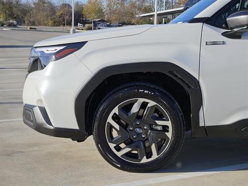 2025 Subaru Forester Hybrid HYBRID