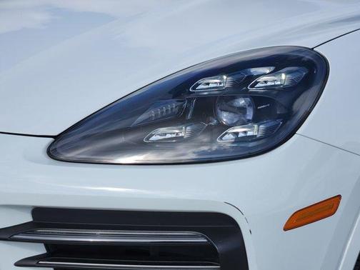 2022 Porsche Cayenne Platinum Edition