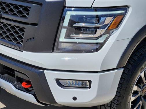 2024 Nissan Titan PRO-4X