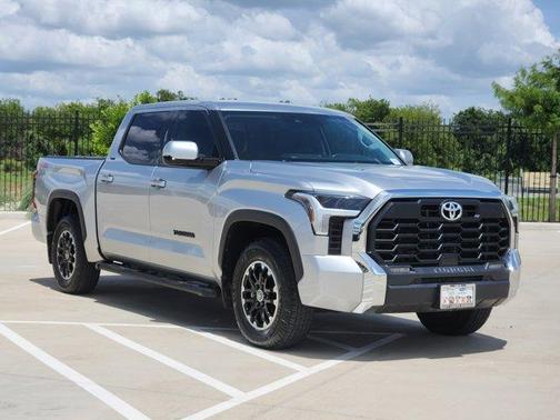2022 Toyota Tundra SR5