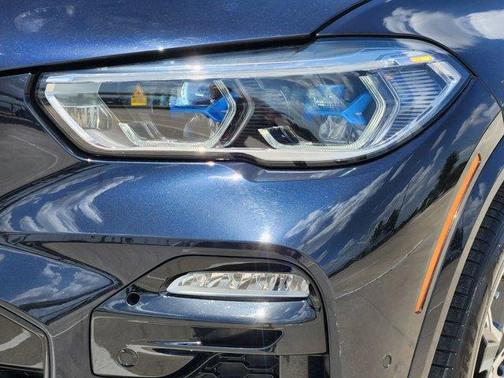 2020 BMW X5 M50i