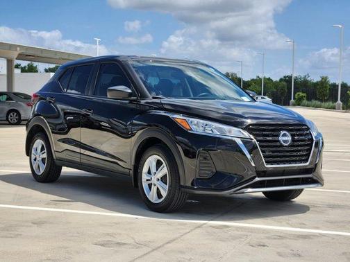 2024 Nissan Kicks S