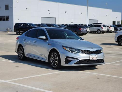 2019 Kia Optima LX