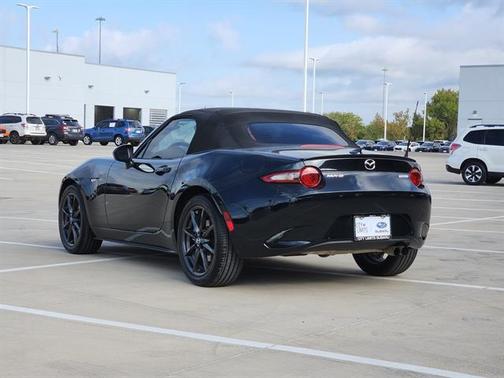 2016 Mazda MX-5 Miata Club