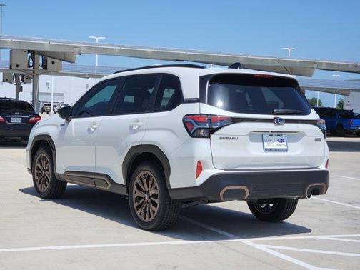 2025 Subaru Forester Hybrid Sport