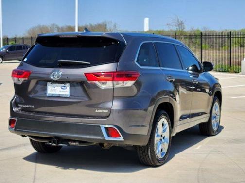2018 Toyota Highlander Limited