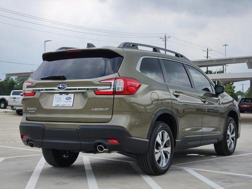 2025 Subaru Ascent Premium