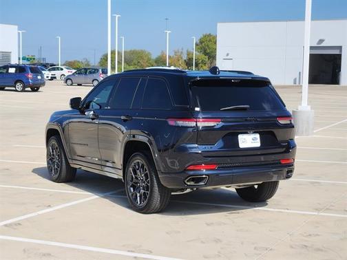 2024 Jeep Grand Cherokee Summit