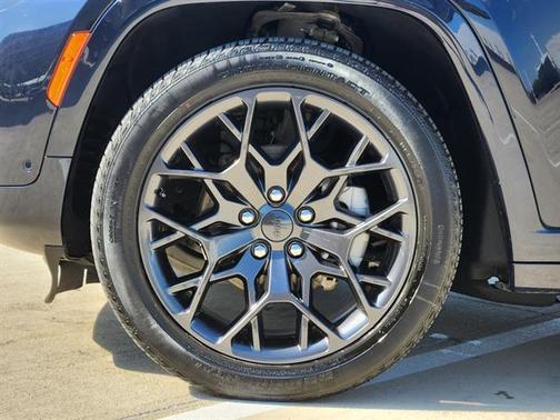 2024 Jeep Grand Cherokee Summit
