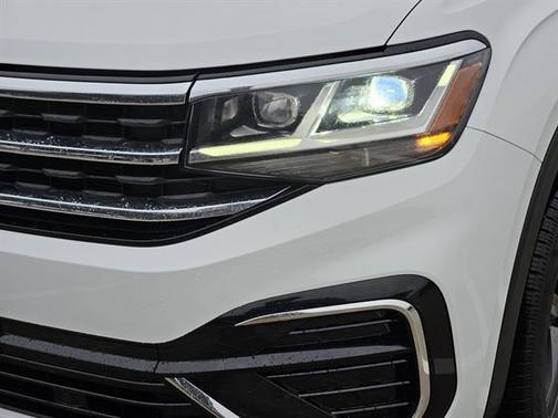 2022 Volkswagen Atlas Cross Sport 3.6L V6 SEL R-Line