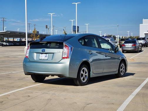 2014 Toyota Prius Two