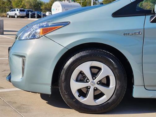 2014 Toyota Prius Two