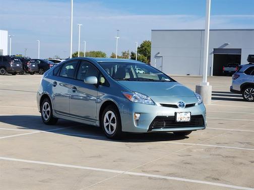 2014 Toyota Prius Two