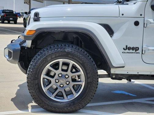 2020 Jeep Gladiator Sport