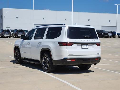 2023 Jeep Wagoneer Series III