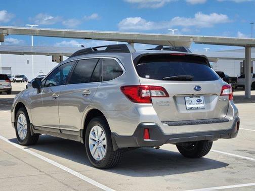 2018 Subaru Outback 2.5i Premium