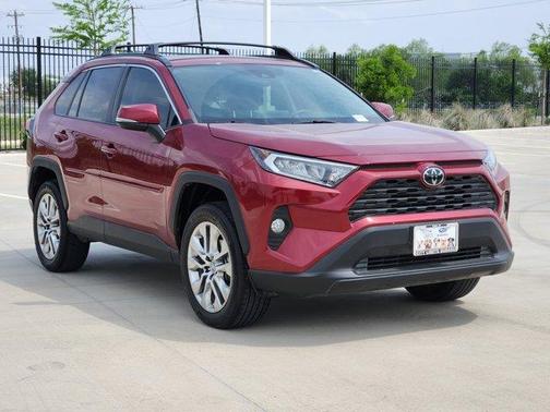 2019 Toyota RAV4 XLE Premium