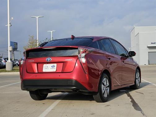2018 Toyota Prius Two