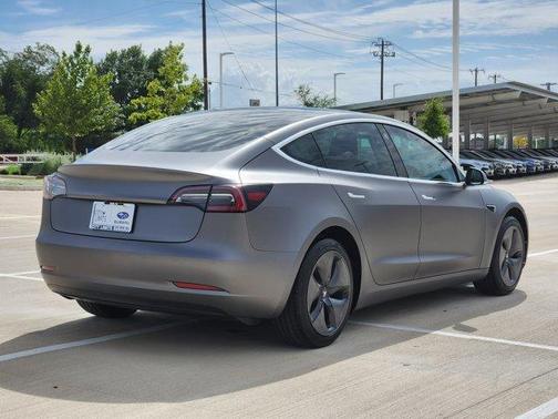 2019 Tesla Model 3 Standard Range