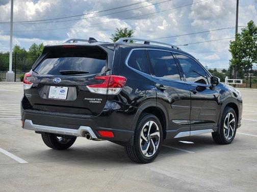 2022 Subaru Forester Touring