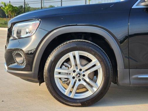 2023 Mercedes-Benz GLB 250 Base
