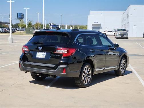 2018 Subaru Outback 2.5i Touring