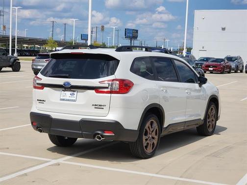 2025 Subaru Ascent Bronze Edition 7-Passenger