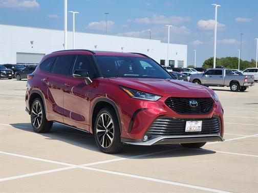 2022 Toyota Highlander XSE