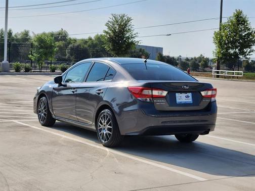 2019 Subaru Impreza 2.0i