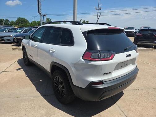 2023 Jeep Cherokee Altitude