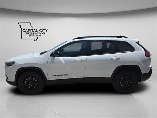 2023 Jeep Cherokee Altitude