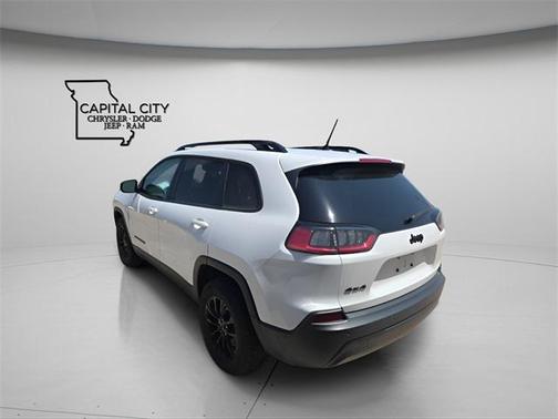 2023 Jeep Cherokee Altitude