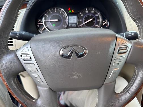 2017 INFINITI QX80 Base