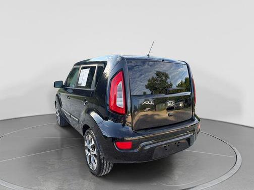 Shadow 2012 Kia Soul !
