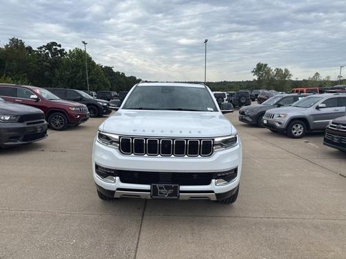 2025 Jeep Wagoneer Series III 4x4