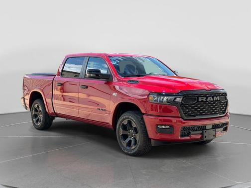 Molten Red Pearlcoat 2026 RAM 1500 Big Horn/Lone Star