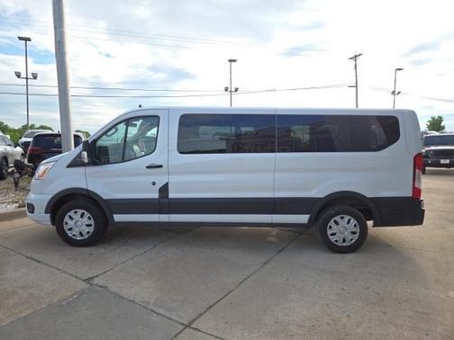 2022 Ford Transit-350 XLT