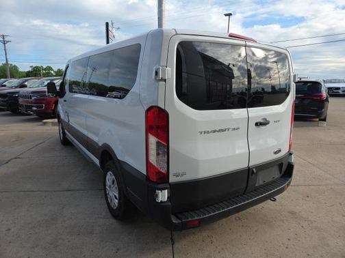 2022 Ford Transit-350 XLT