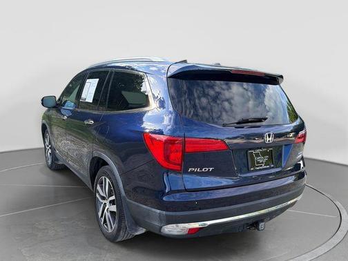 Blue 2017 Honda Pilot Elite