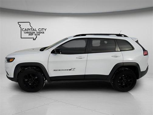 2022 Jeep Cherokee X 4x4