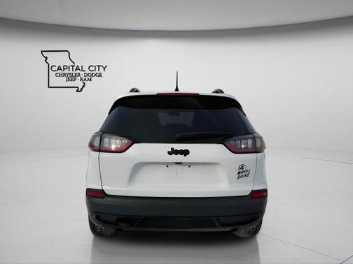 2022 Jeep Cherokee X 4x4