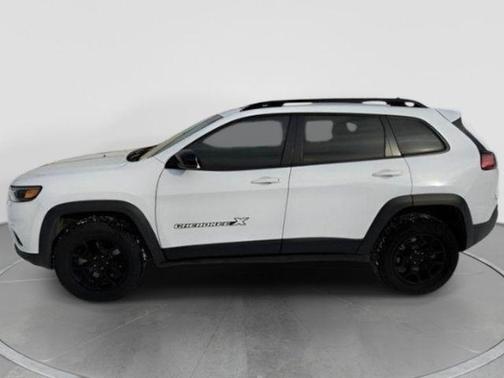 Bright White Clearcoat 2022 Jeep Cherokee X 4x4
