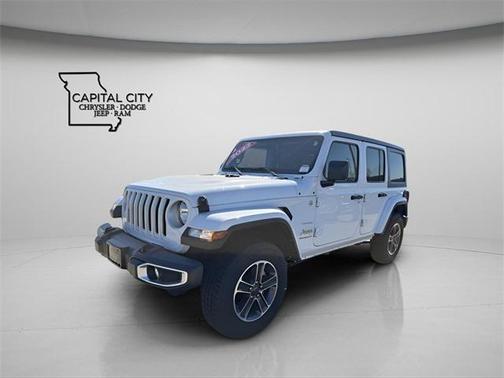 2023 Jeep Wrangler 4-Door Sahara 4x4