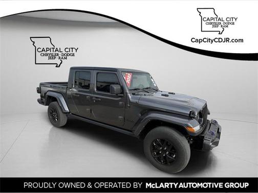 2023 Jeep Gladiator Sport