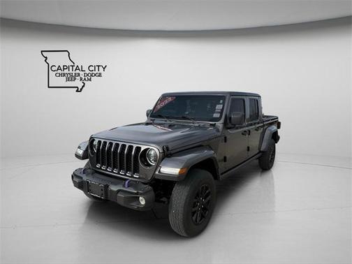 2023 Jeep Gladiator Sport