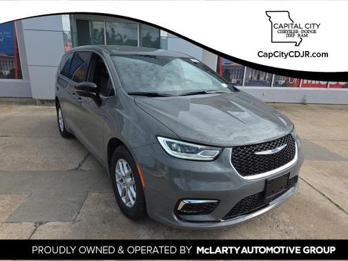 2025 Chrysler Pacifica L