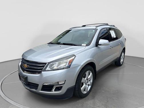 Silver Ice Metallic 2016 Chevrolet Traverse 1LT