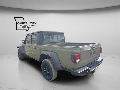 2026 Jeep Gladiator Sport