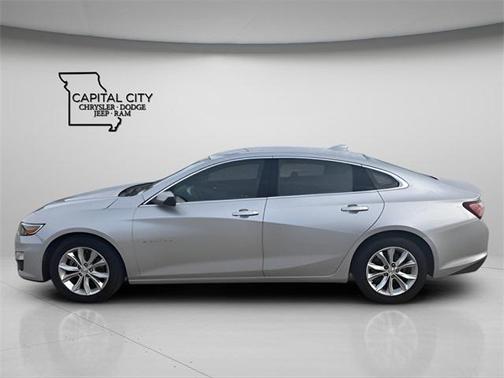 2022 Chevrolet Malibu FWD LT
